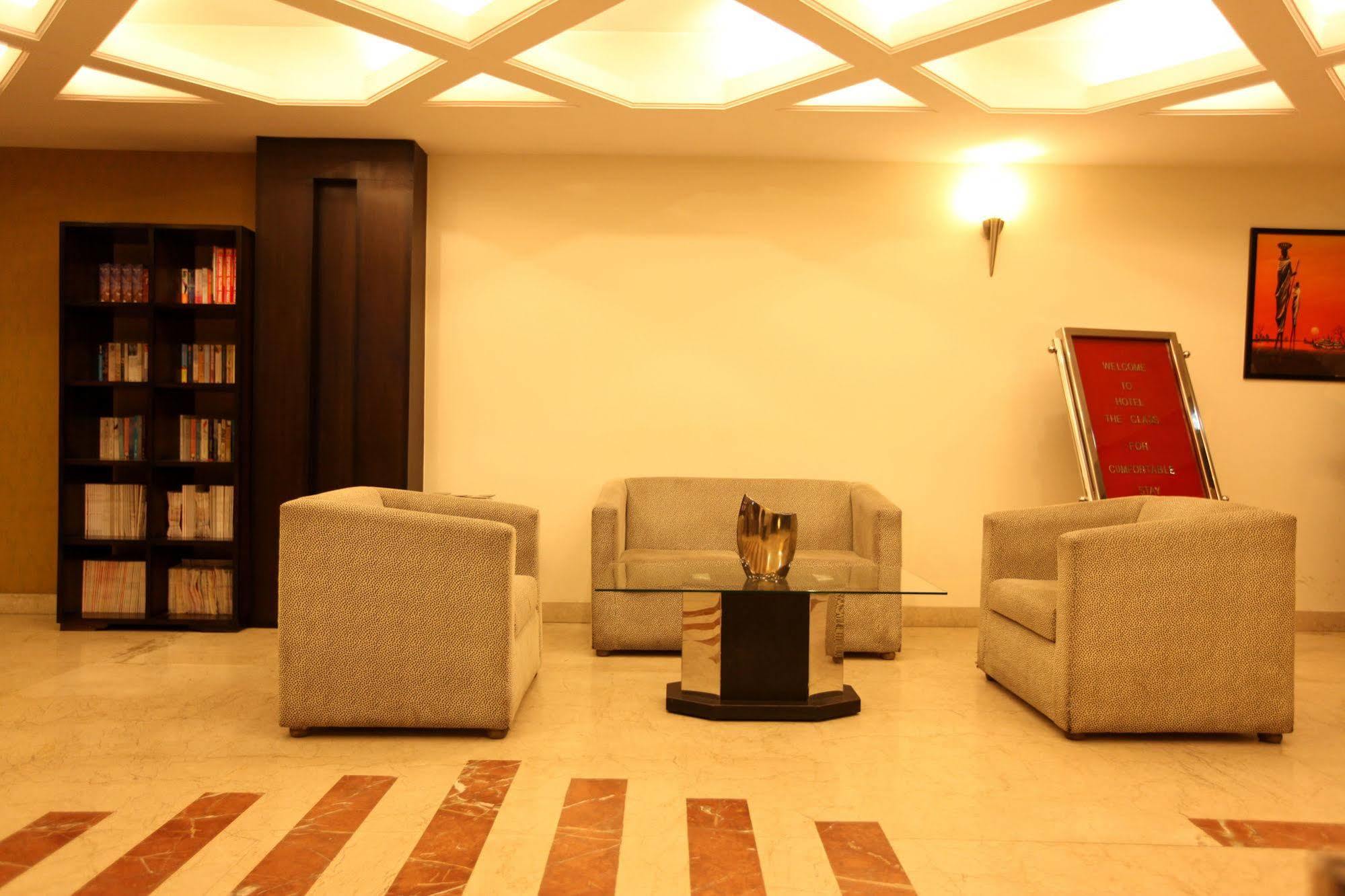 Hotel The Class, Delhi Airport Нью-Дели Экстерьер фото